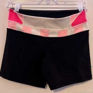 Lululemon Athletica Reversible Black Shorts w/ Pink and Cream Waistband